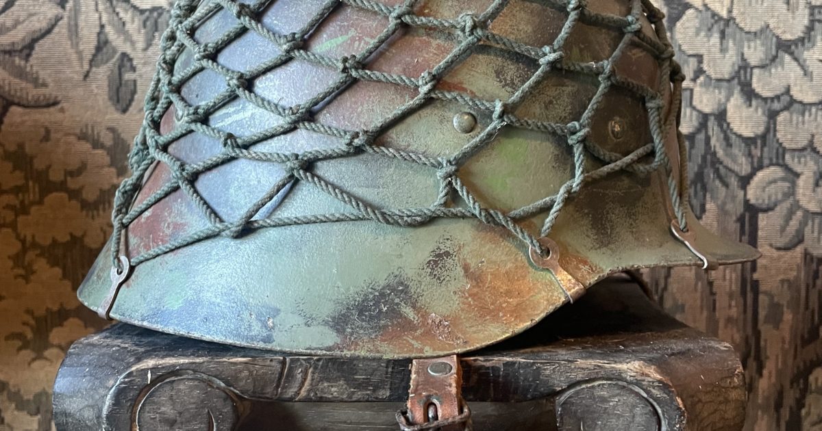 WW1 German M16 Helmet with Liner · Amazing Finds