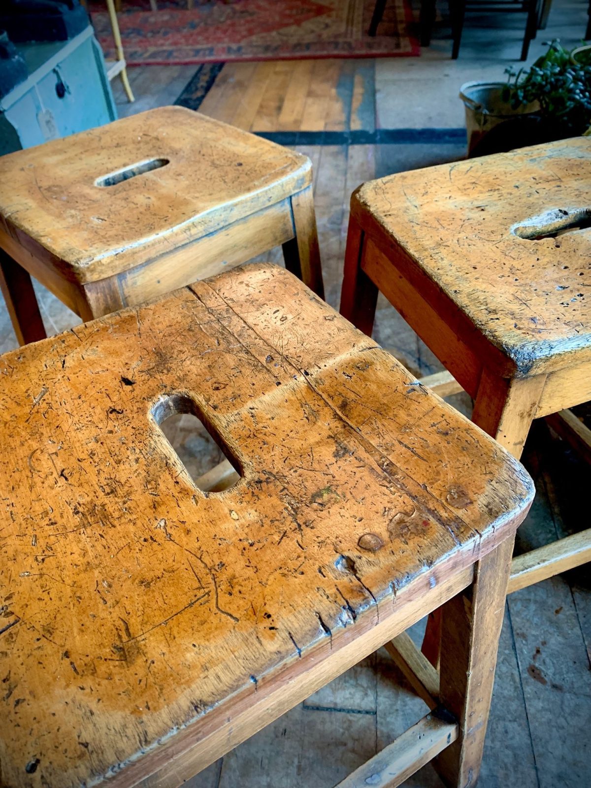 E126b27f c15d 41ee 85e3 d23ee904a936